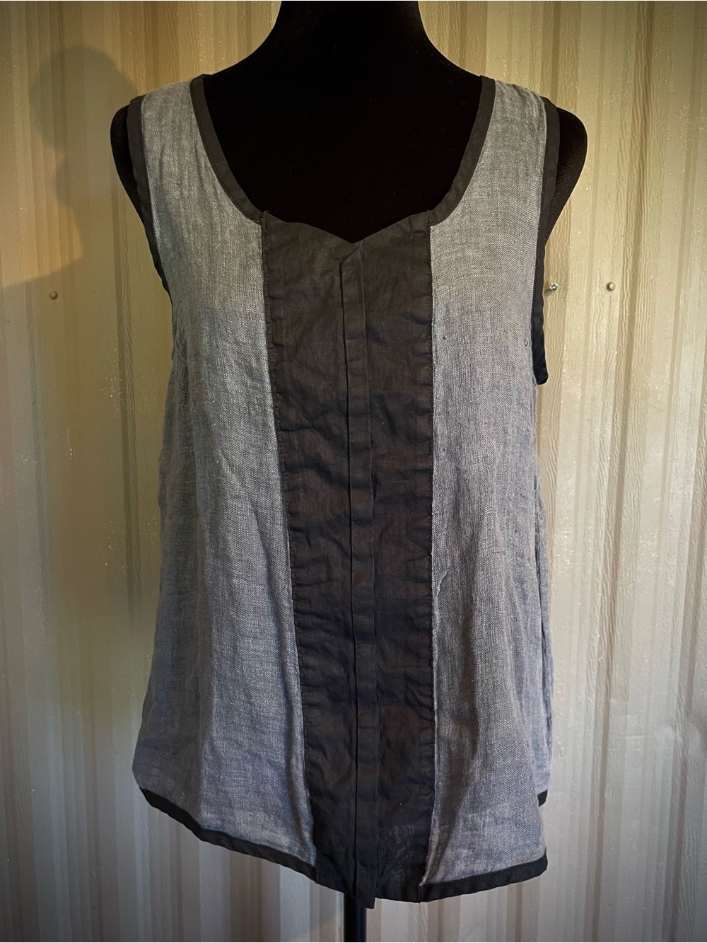 Cynthia Ashby Grey/Blk Sleeveless Linen Snap Tunic Top Minimalist Lagenlook sz S